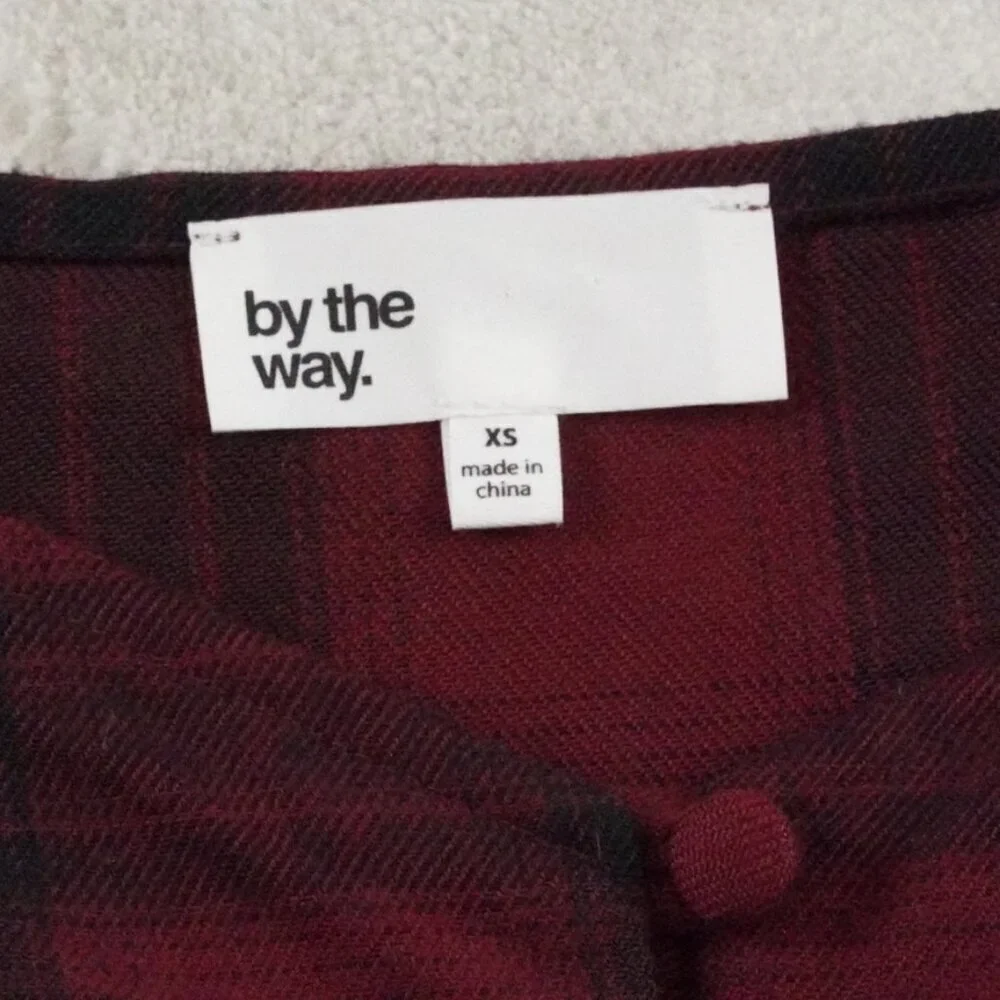 by the way. Cropped Top Womens Extra Small Plaid Red Black - Picture 5 of 11